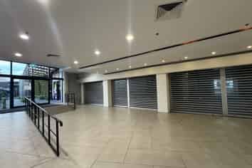 Large Showroom at Coast Plaza