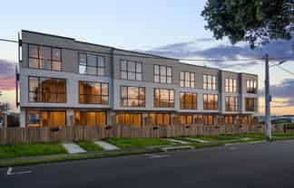 42-44 Byron Avenue, Takapuna