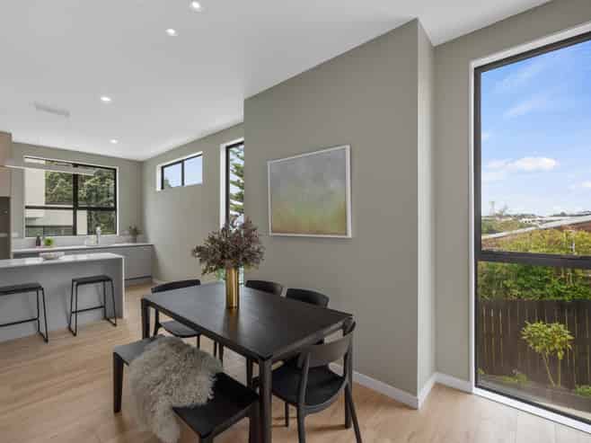 42-44 Byron Avenue, Takapuna
