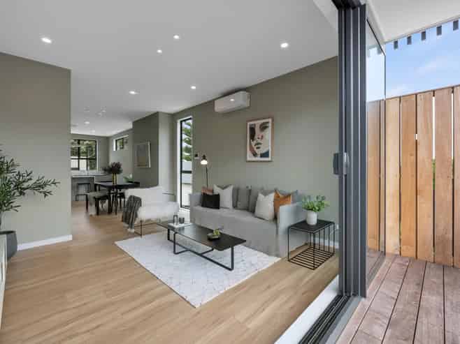 42-44 Byron Avenue, Takapuna