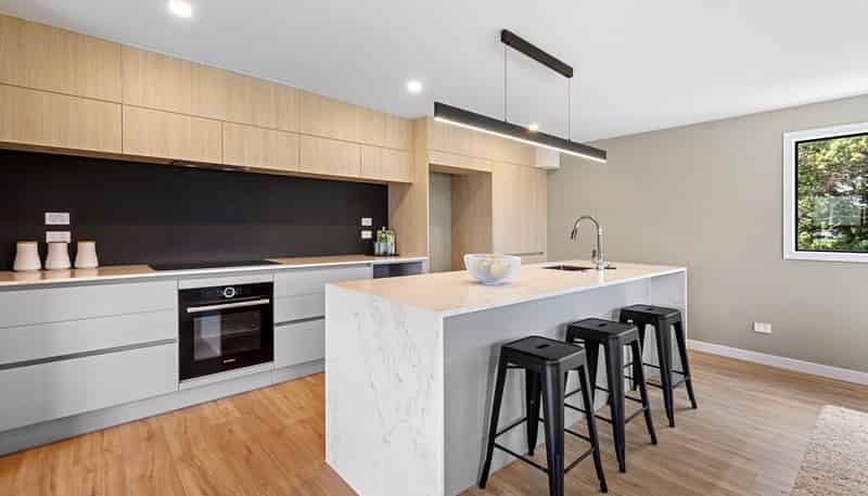 42-44 Byron Avenue, Takapuna