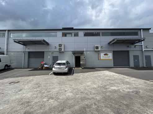 High Profile Office/Studio - 357m2