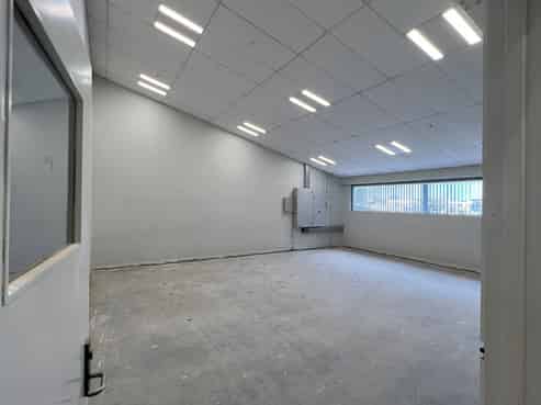 High Profile Office/Studio - 357m2