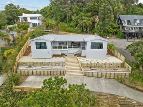 104 Beach Road, Onerahi