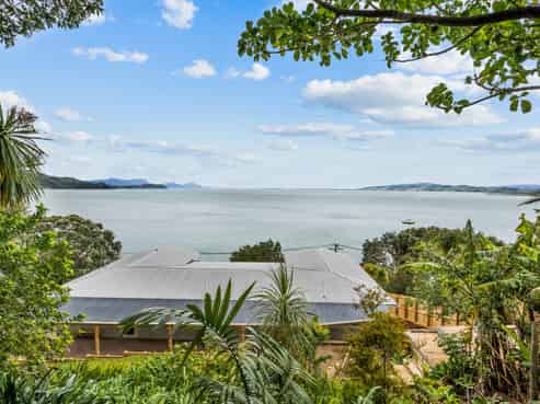104 Beach Road, Onerahi