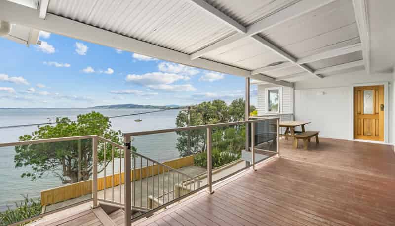 104 Beach Road, Onerahi