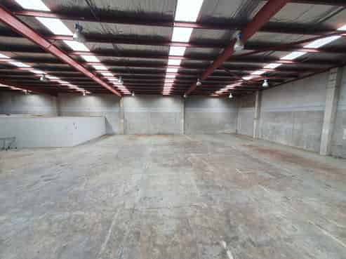 1,728sqm of affordable office + warehouse 