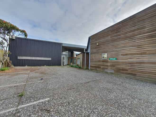 1,728sqm of affordable office + warehouse 