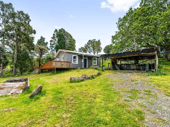  1043A Whananaki North Road, Hikurangi