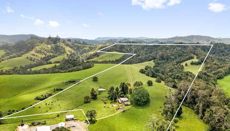  1043A Whananaki North Road, Hikurangi