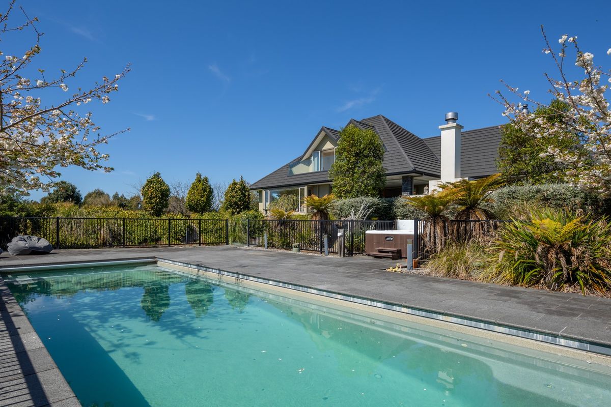 Country estate with prime grazing land – pohled 2
