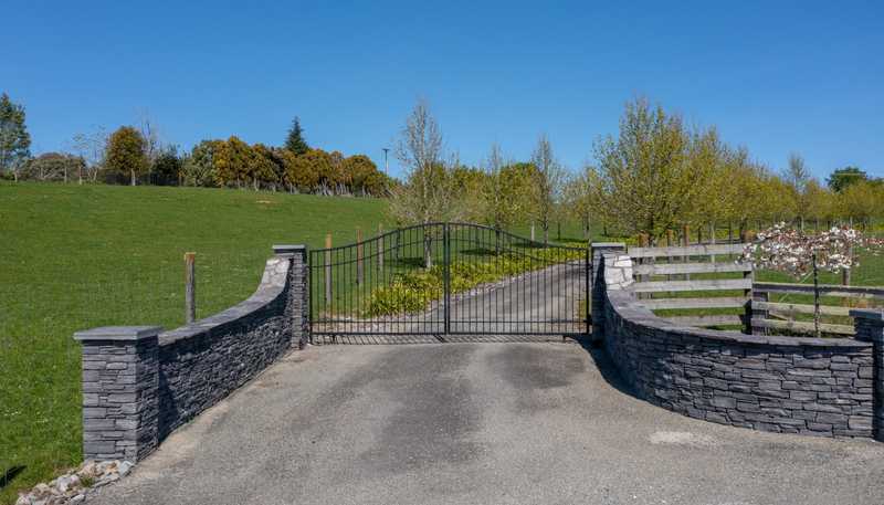 231 Redwood Valley Road, Redwood Valley