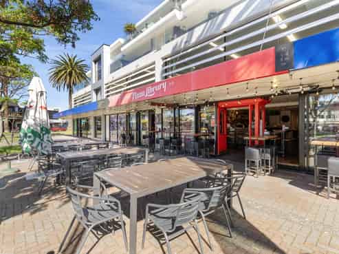 Your slice of paradise - commercial investment