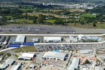 1,000-5,500sqm Sealed Yard- Airport Precinct