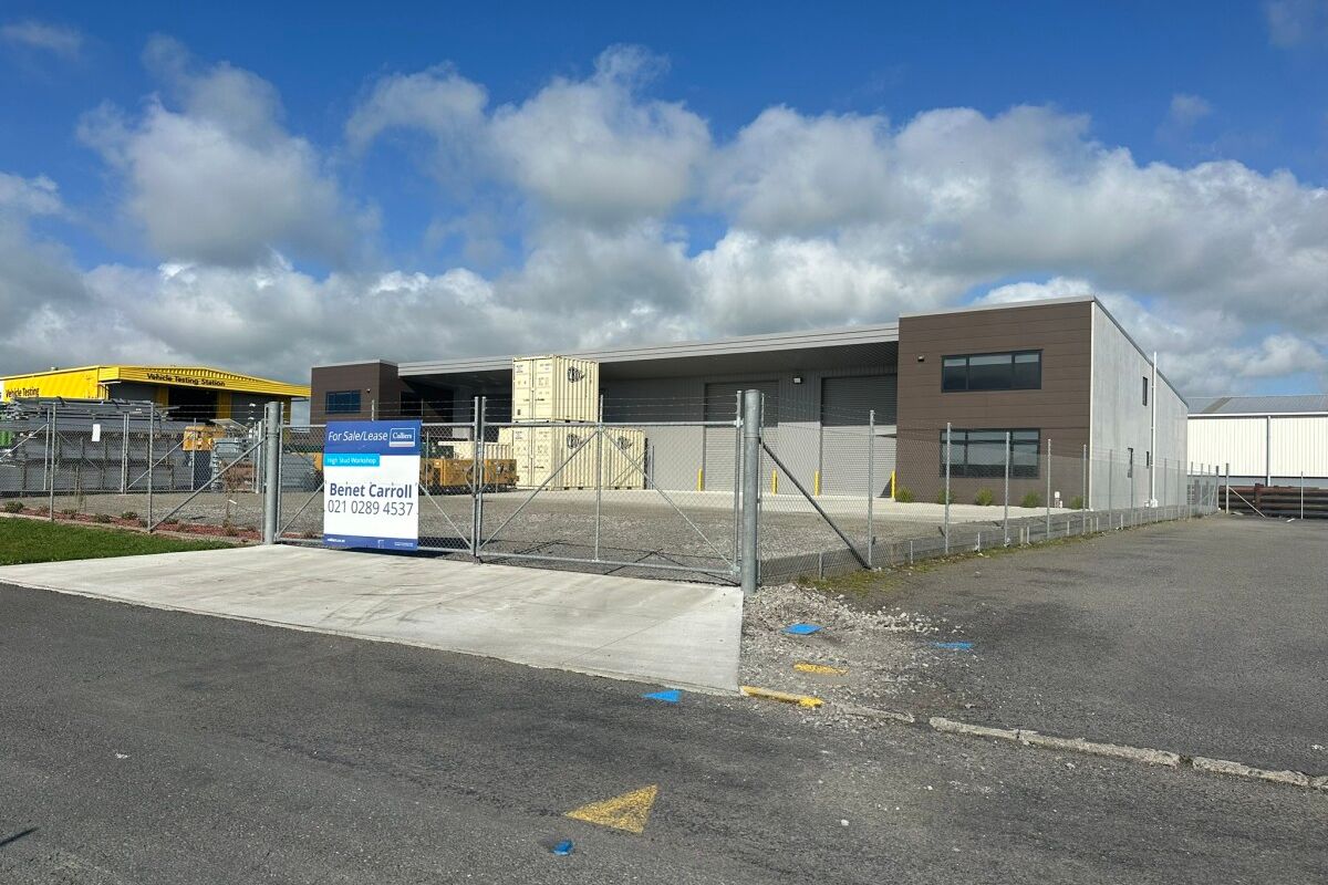 New High Spec Warehousing - Bild 3