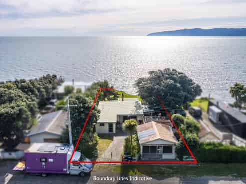 1598 Cape Palliser Road, Cape Palliser