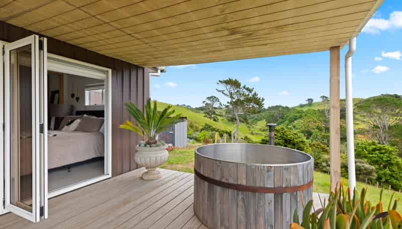 1044 Awhitu Road, Waiuku