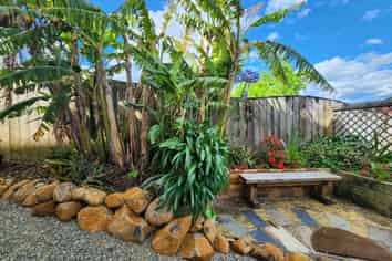 PRICED TO SELL – WELL UNDER CV!
