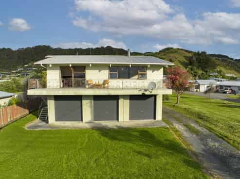 77 Fortescue Street, Mahia
