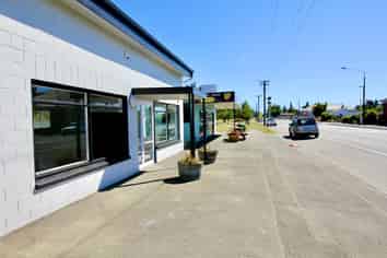 Main street location - three months’ rent free!