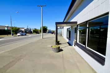 Main street location - three months’ rent free!
