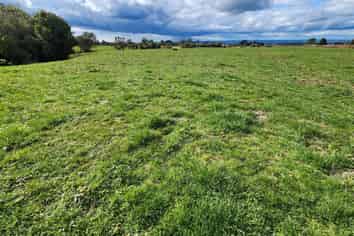 Lot 2 452 Surrey Road, Tariki