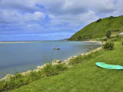 7 Oraka Road, Mahia