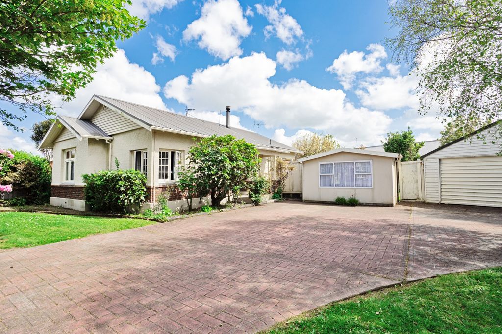 Sold 138 Saint Andrew Street, Glengarry realestate.co.nz