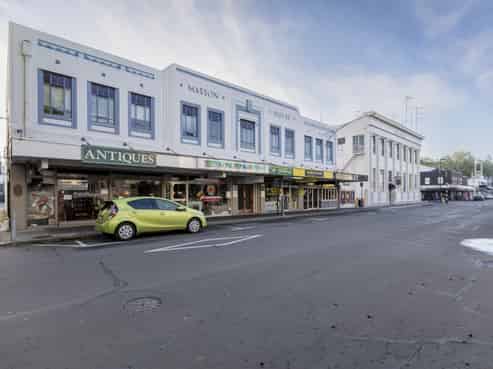 Masson House - Investment with upside
