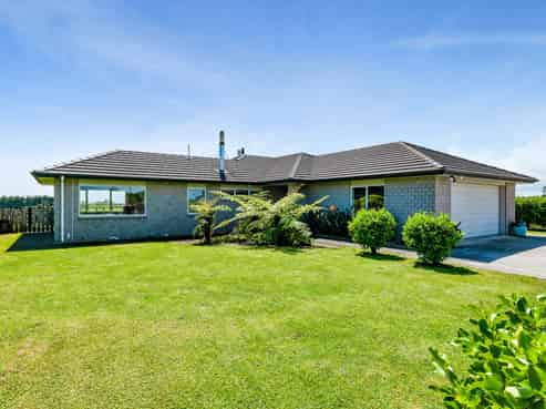 313 Egmont Road, Hillsborough
