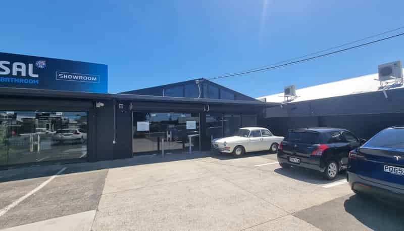 75 Barrys Point Road, Takapuna