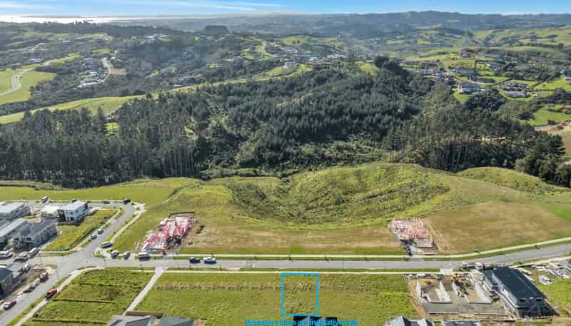 30 Grand Ridge Avenue, Flat Bush