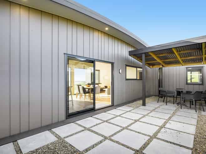 685/98 Karioitahi Road, Waiuku