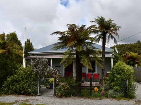 8 Gladstone Street, Seddonville