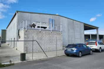 Freezer and Chiller for Lease
