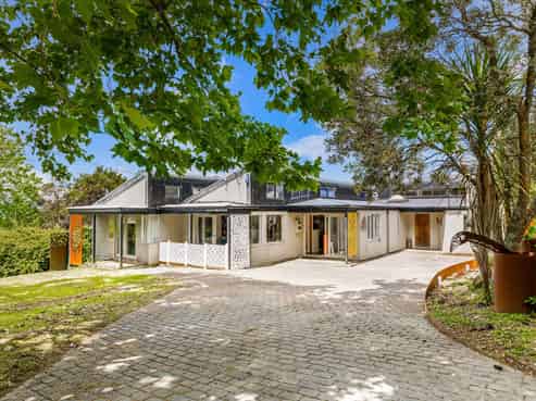 48 Ngarahana Avenue, Paremoremo