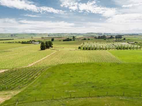 1888 Maraekakaho Road, Raukawa