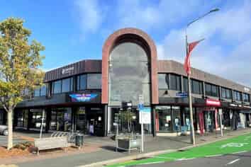 Affordable Open-Plan Workspace