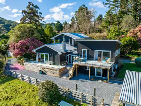 1123 Akatarawa Road, Akatarawa