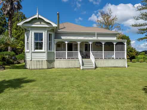 11 Bristow Road, Kawakawa
