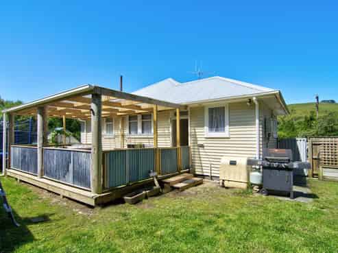 1363 Opaki Kaiparoro Road, Mauriceville