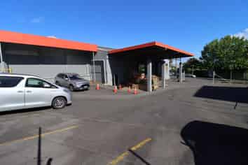 Standalone industrial warehouse in Kingsland 