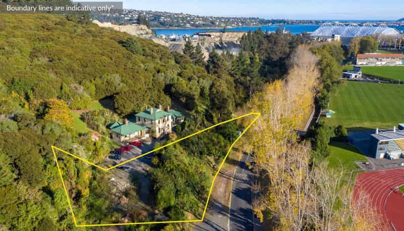 52 Butts Road, North Dunedin