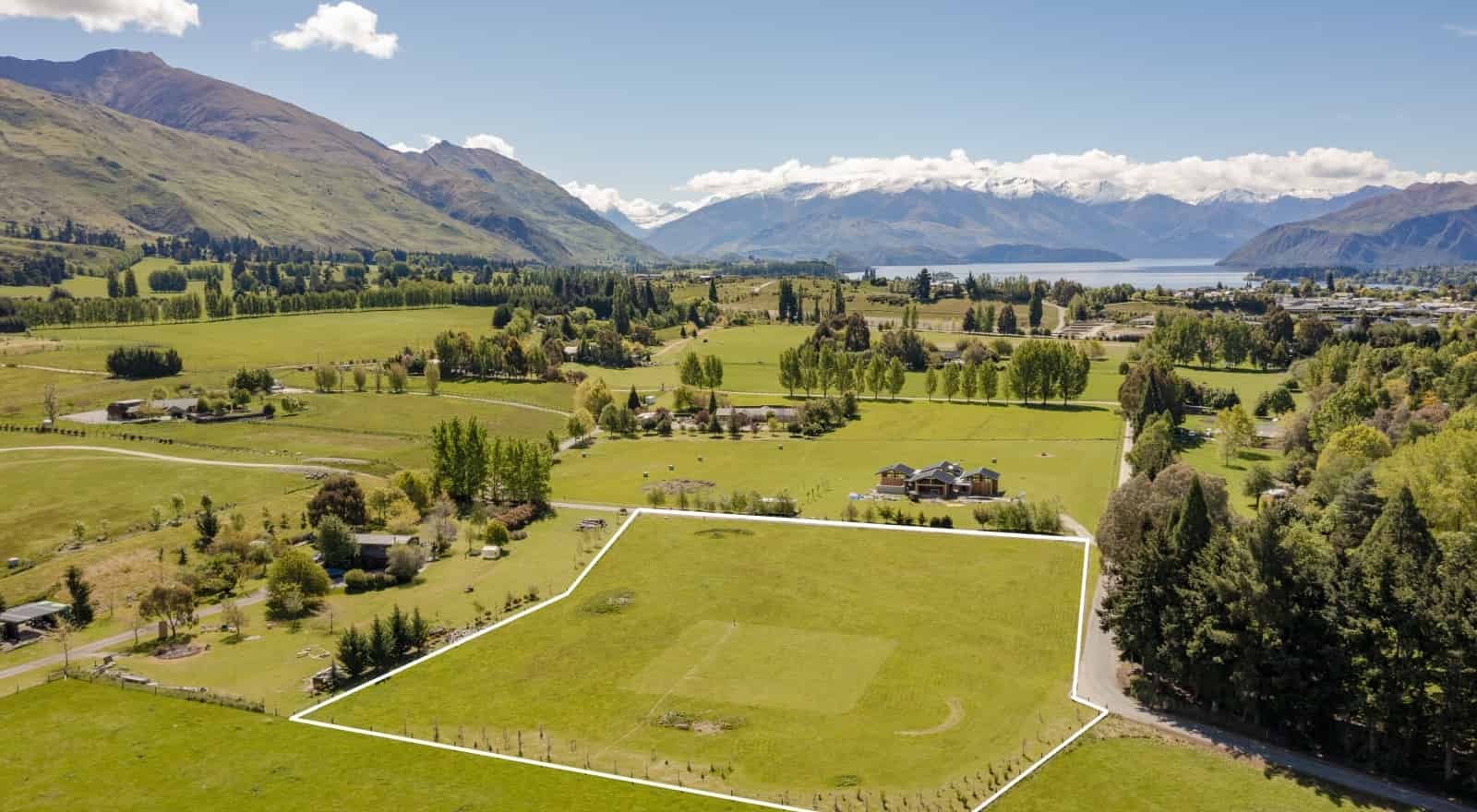 11 Ruru Lane, Wanaka, Wanaka For Sale realestate.co.nz