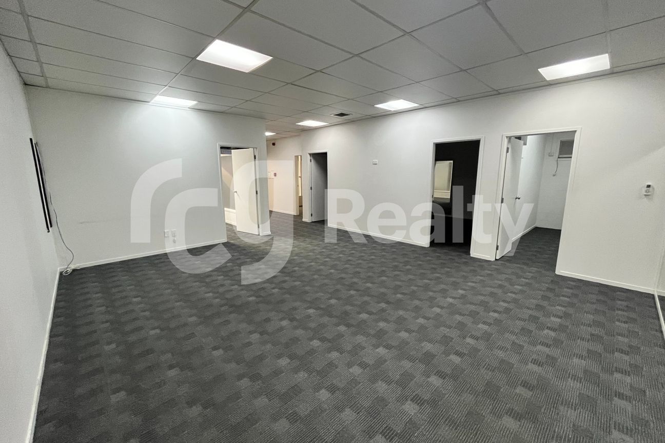 100sqm Prime Retail in Ellerslie Village - Vista 2
