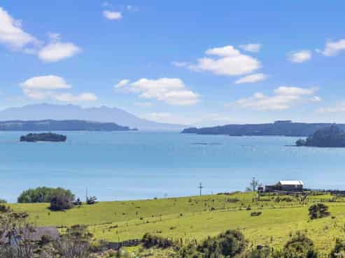 143 Martins Bay Road, Mahurangi East