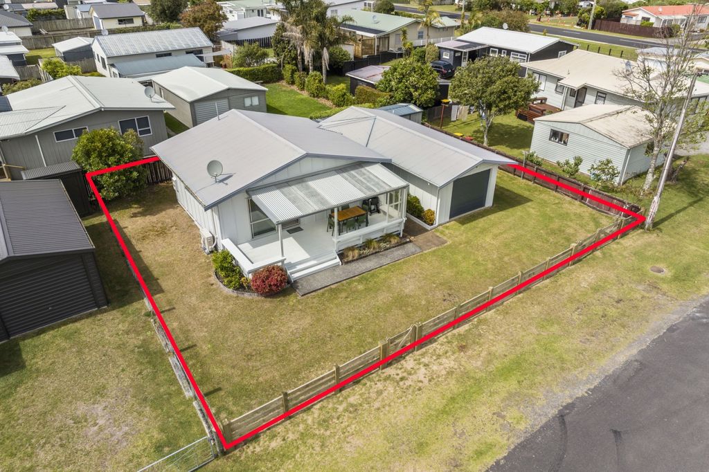 Sold 104 Moa Street, Whangamata realestate.co.nz
