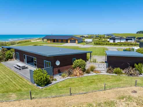 18 Rochdale Road, Riversdale Beach