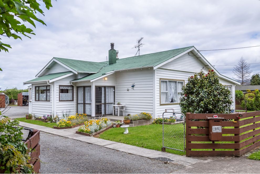 15 Brooklyn Road, Carterton, Carterton For Sale realestate.co.nz