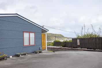 Seaside Oasis  - Beach View Motels